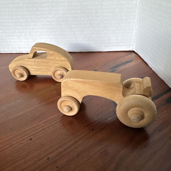 2 Wooden Vehicles 1 Wooden Tractor And 1 Car Wood Toy Collectible - Picture 2 of 8